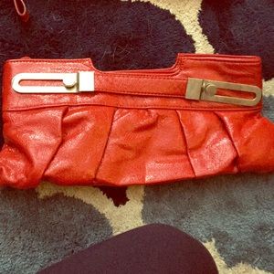 Red clutch